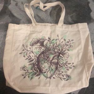 Tote bag